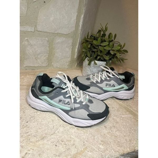 Fila Recollectors sneakers sz 8