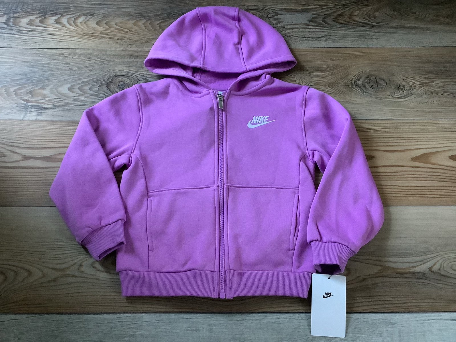 Nike girls light purple zip up hoodie size 6(NWT)~PRICE IS FIRM, NO OFFERS~
