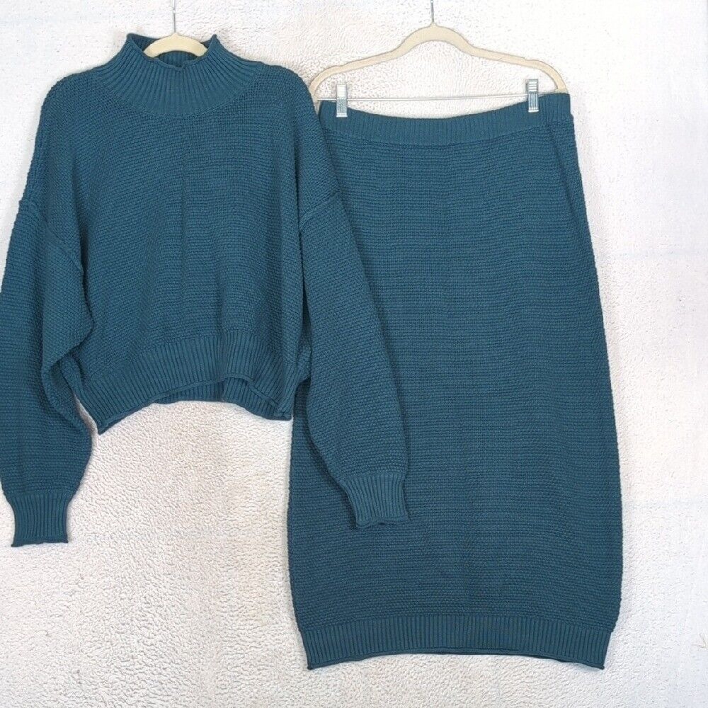 Free People Beach Women's Blue Knit Sweater & Skirt Size L