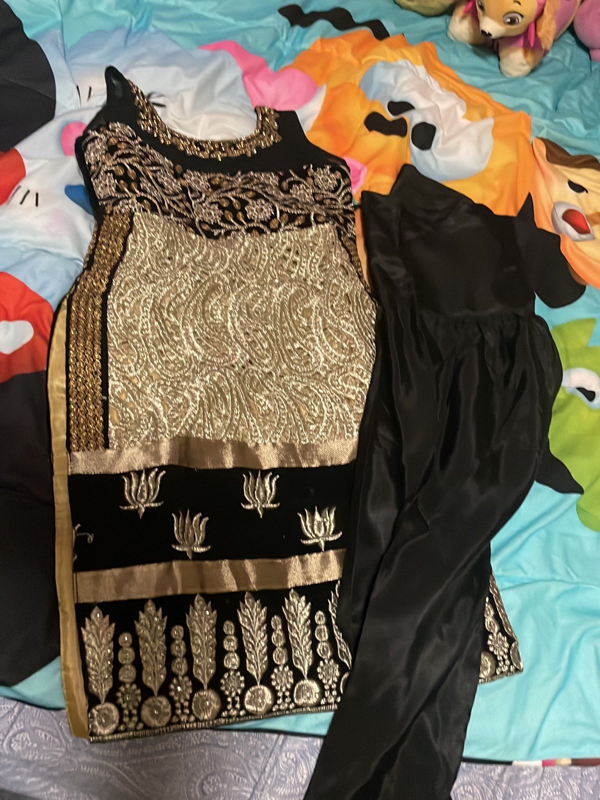 Kids pajami suit size 28
