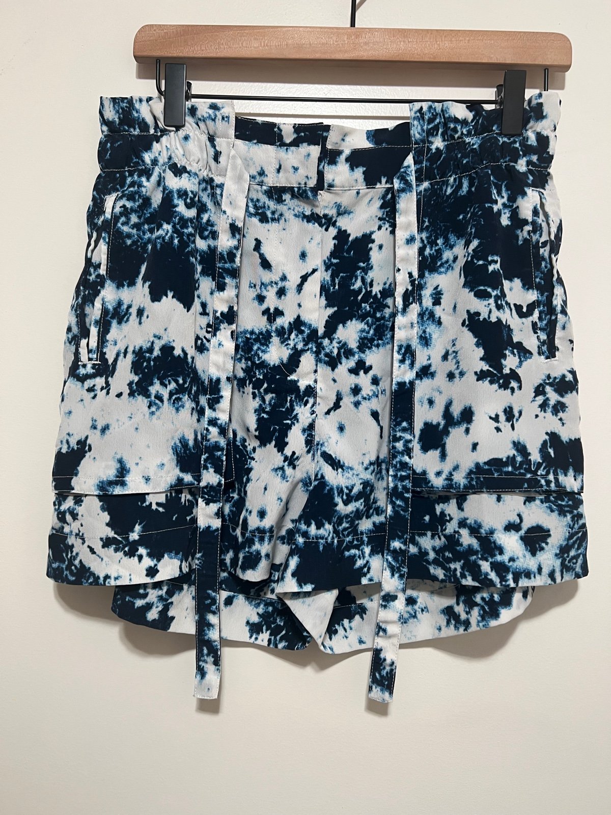 Sanctuary Tide High Waist Paper Bag Shorts Women's Tie Dye Size M