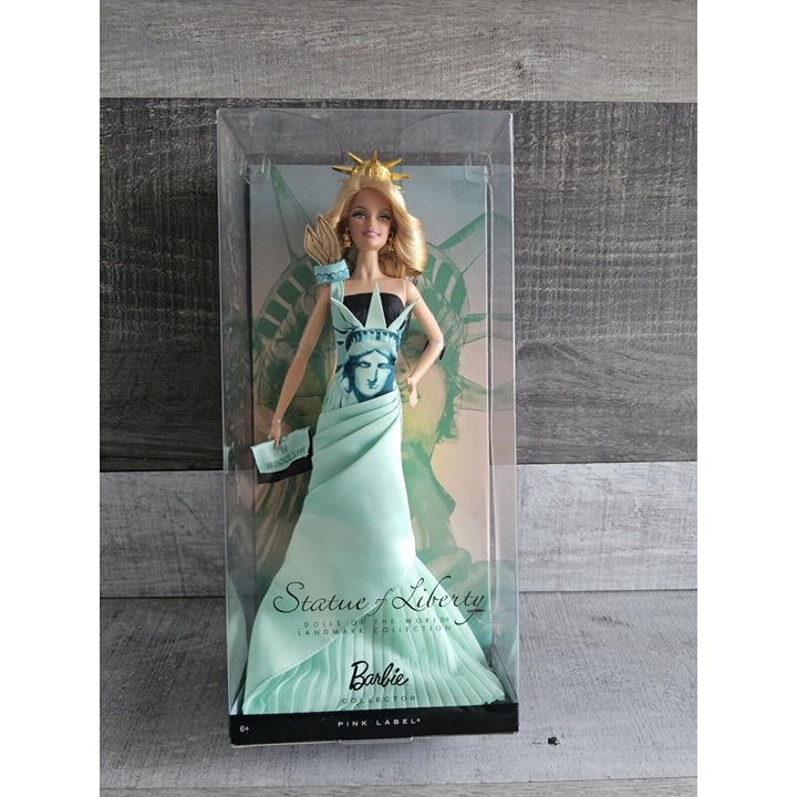 Barbie Doll Statue of Liberty Landmark Collection 2009 Mattel #T3770