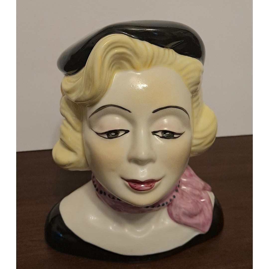 Marilyn Monroe Style Head Vase 6.5 EUC