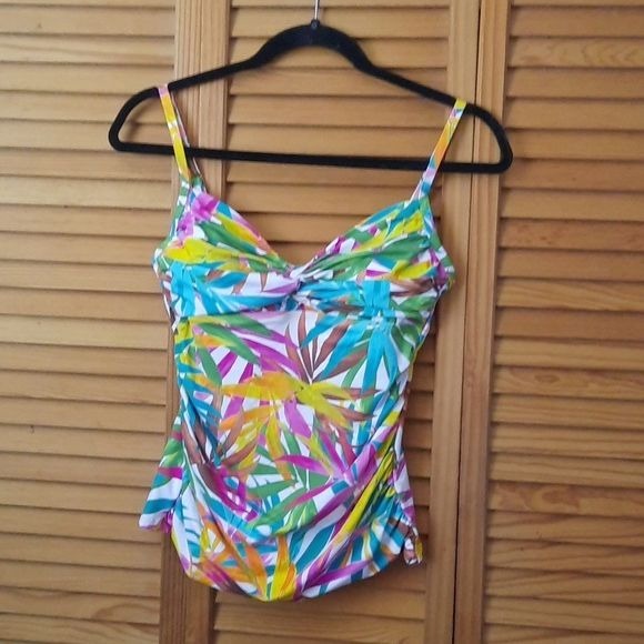 Bleu Rod Beattie NWT Underwire Adjustable StrapS Ruched Tankini Top Size 6