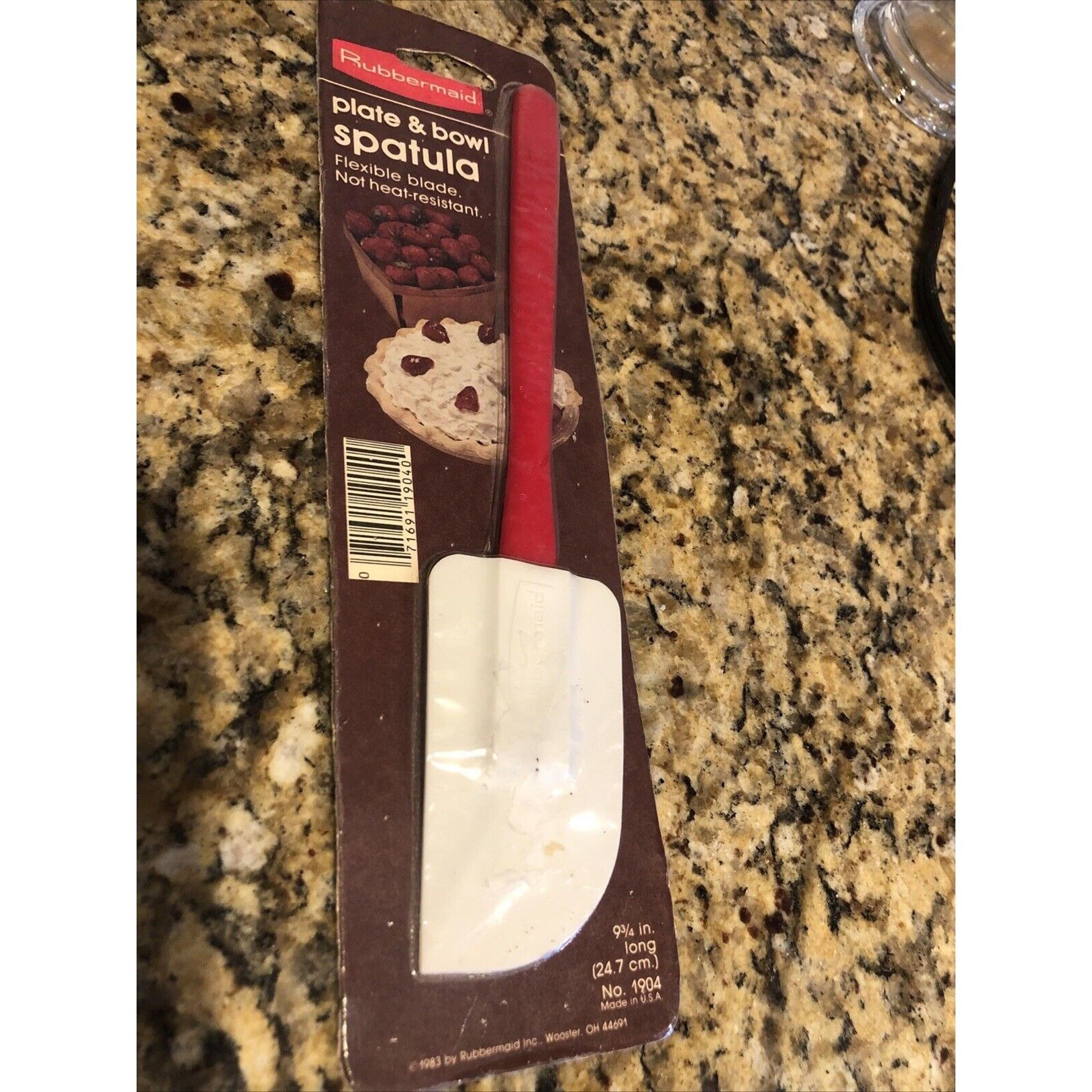 Rubbermaid Spatula USA Vintage 9 3/4 Inches Long New In Package #1904 1983 Prop