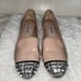 Flat shoes with enamel sequins