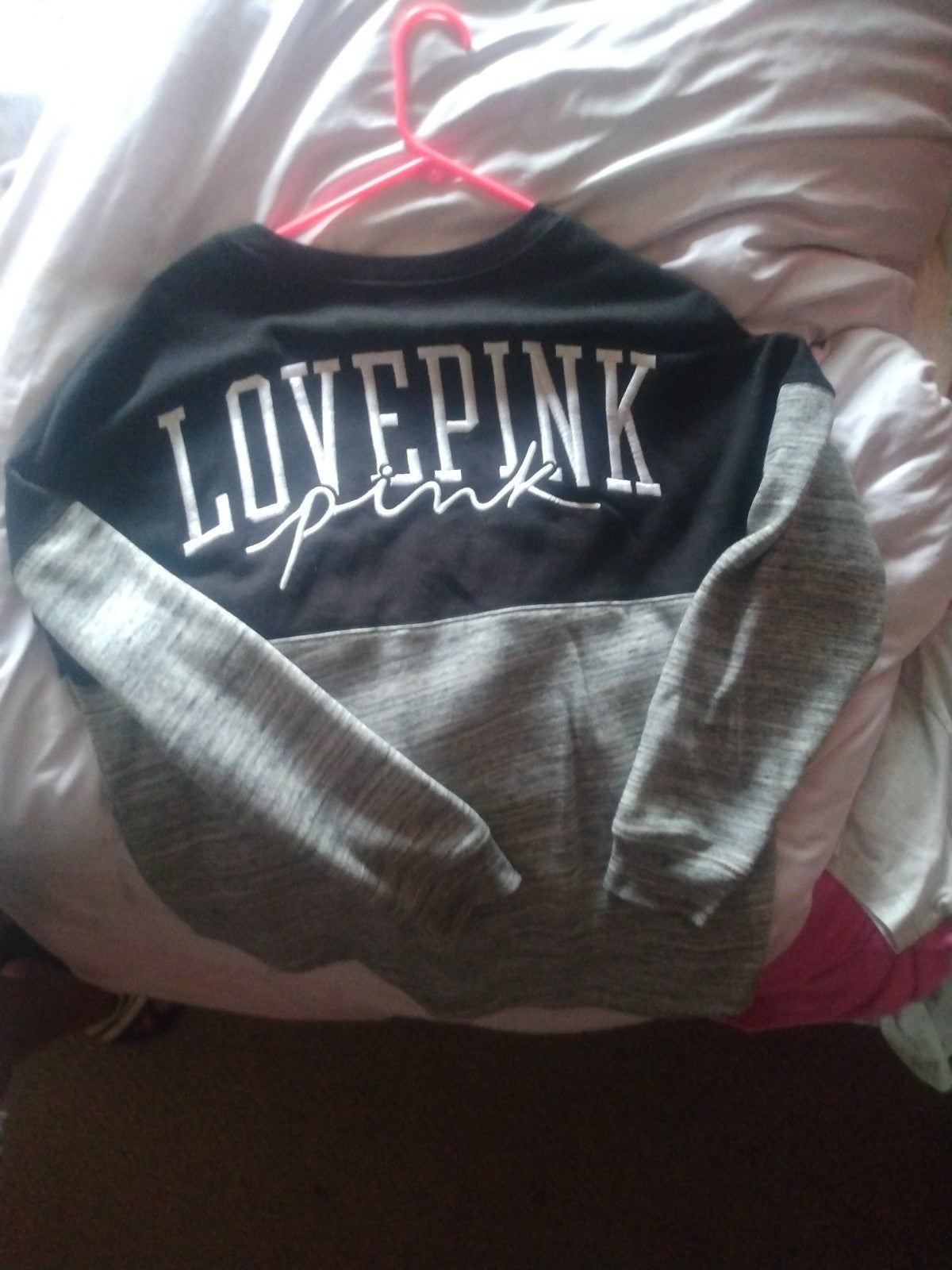 Victoria secret pink sweatshirt
