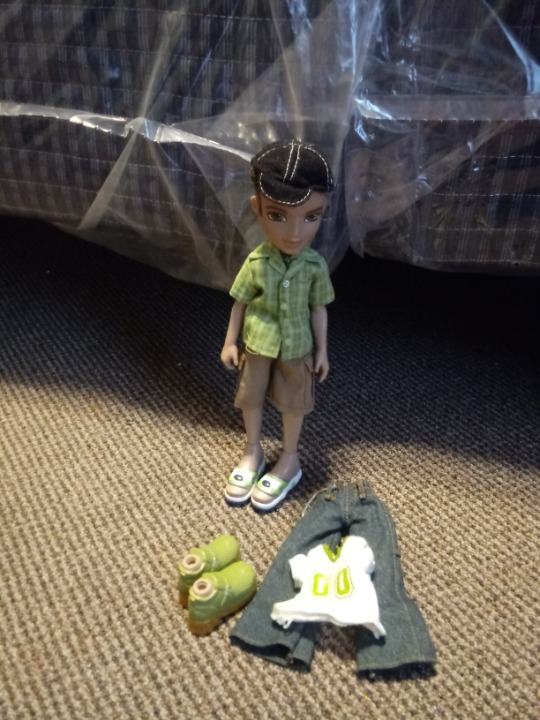 Dylan boy bratz doll and accessories
