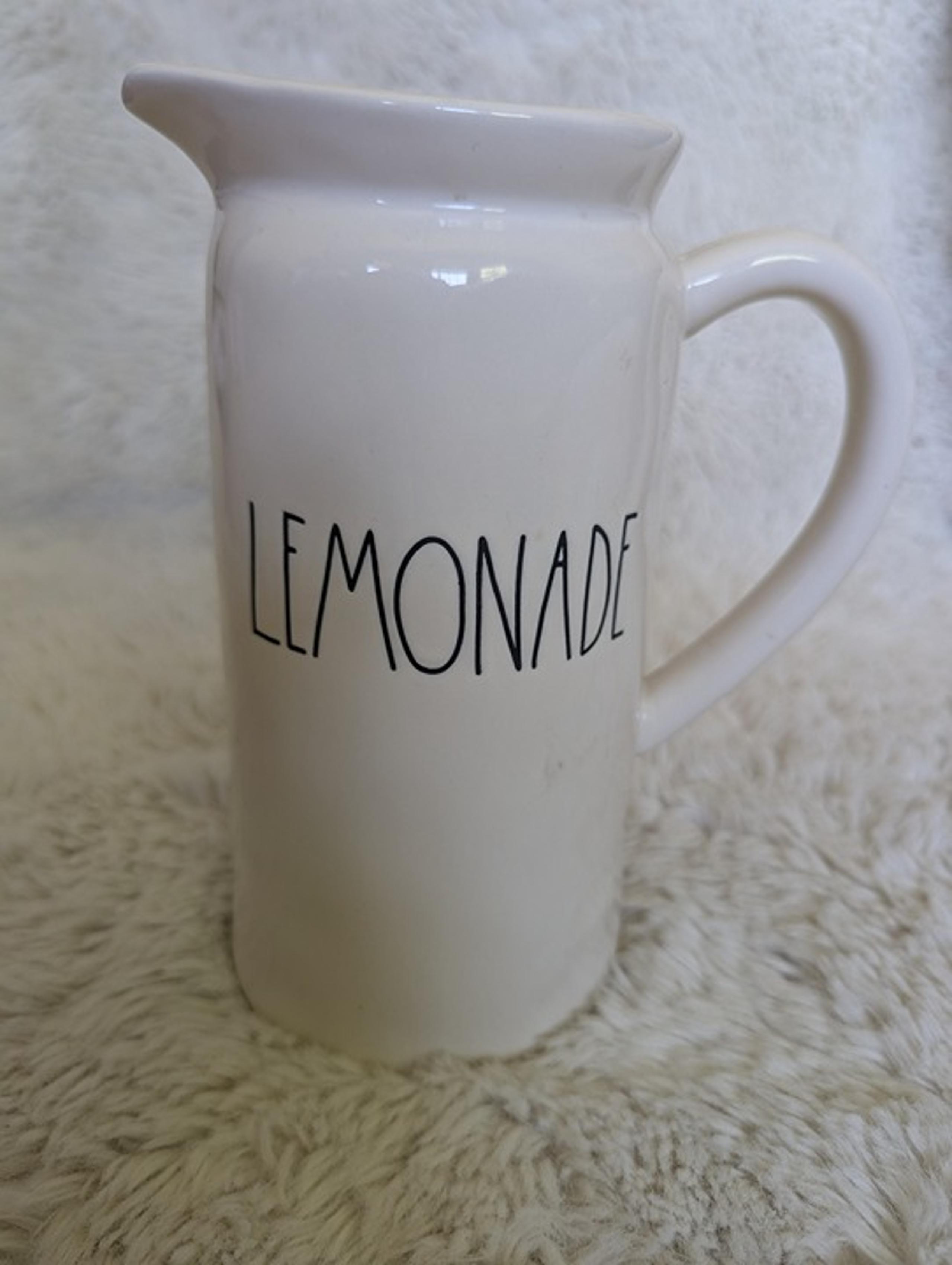 Rae Dunn Lemonade pitcher