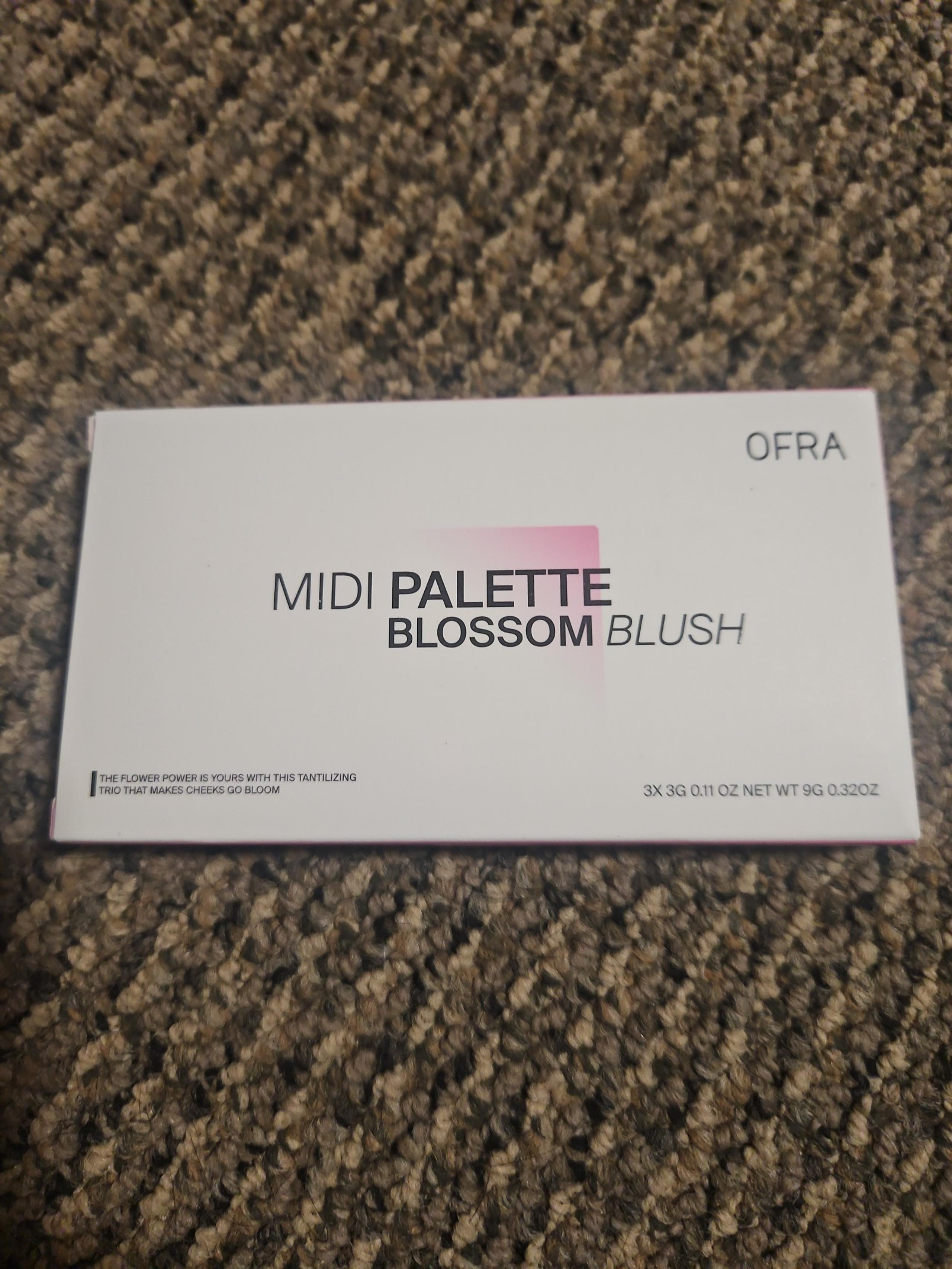 Ofra Midi palette blossom blush