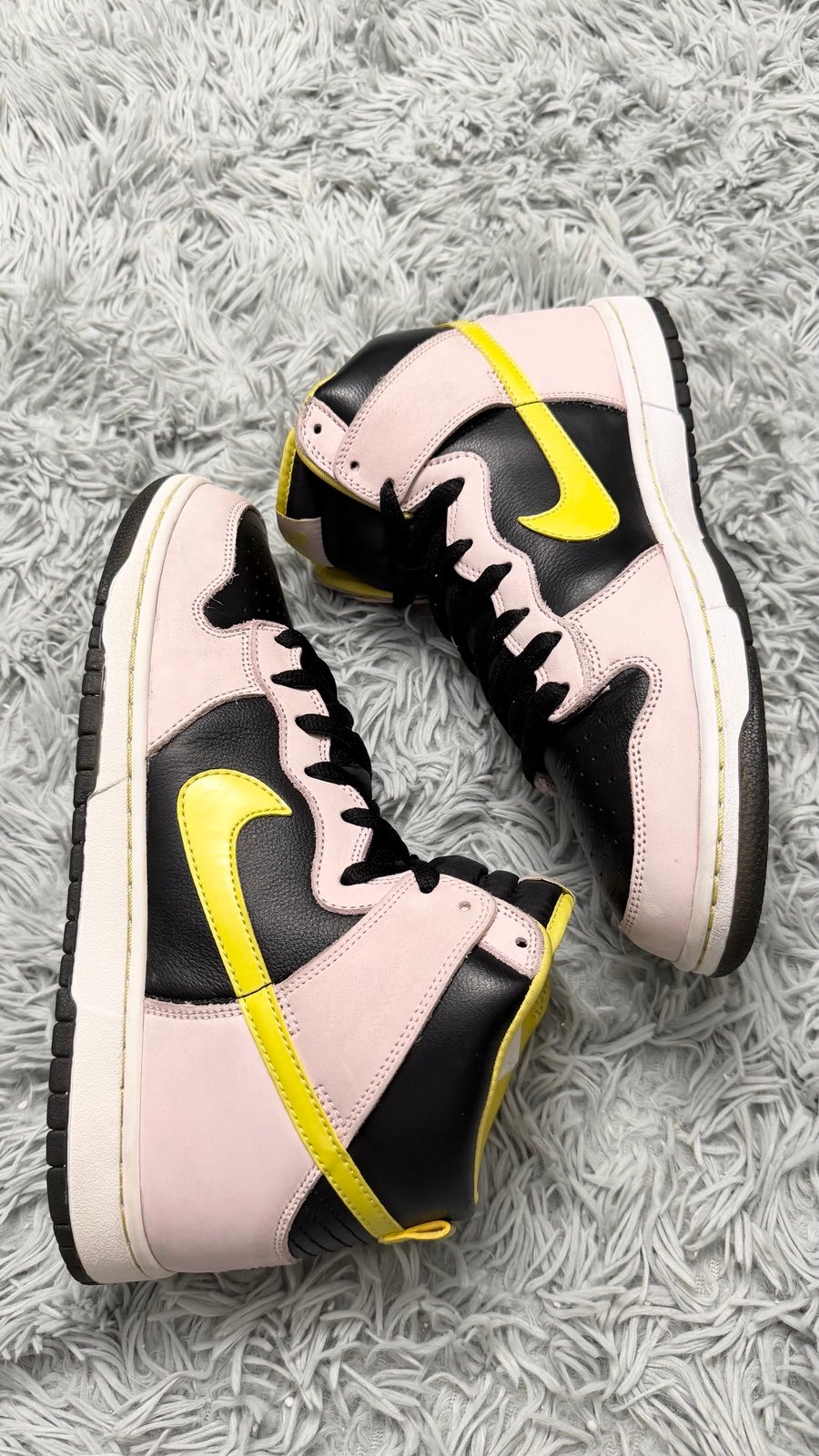 Size 11 Men’s Nike Dunk SB High Ms Piggy Dunk 2009 313171-031.