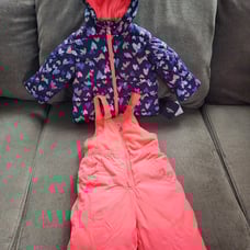 NWT Oshkosh Snow Set size 2t
