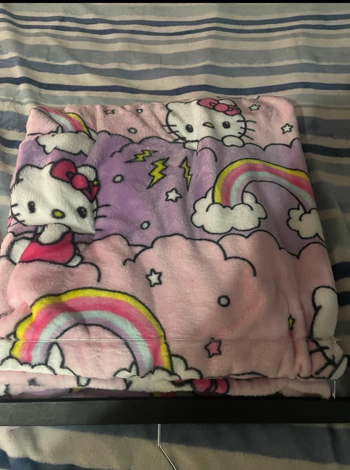 Hello Kitty blanket