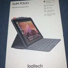 Logitech 920-009017 Cover Case with Bluetooth Keyboard for iPad