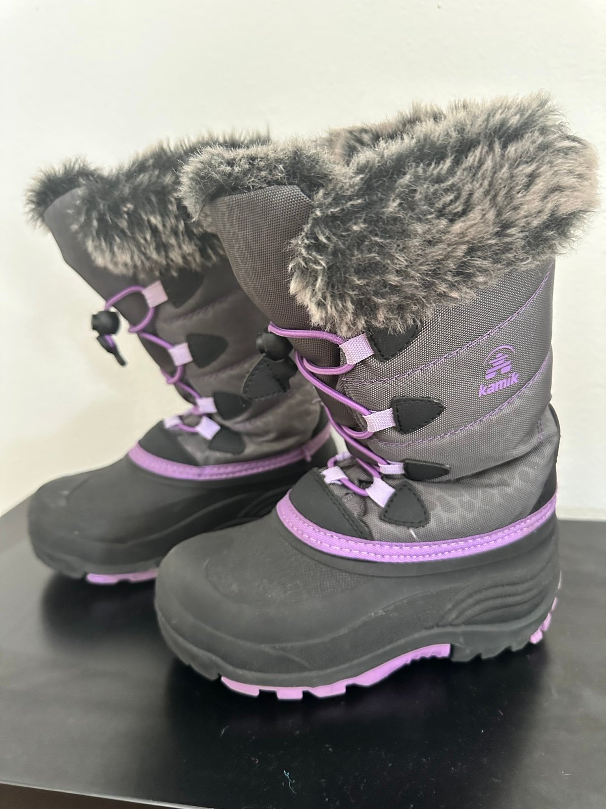 Kamik girl boots size 12