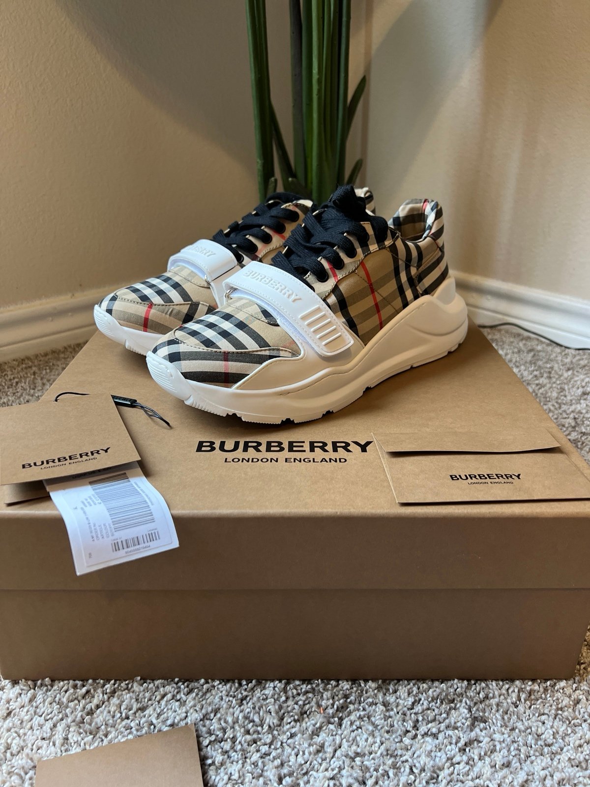 burberry sneakers cheap