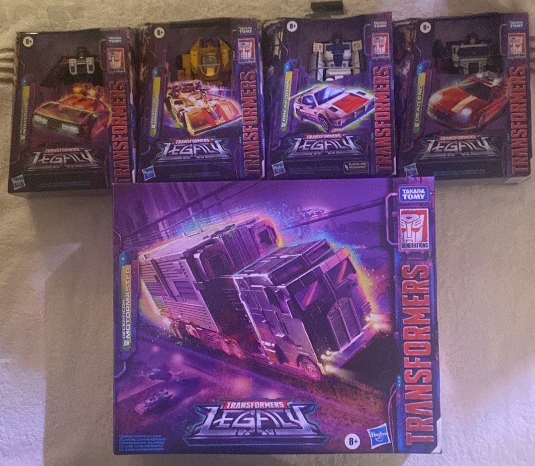 Transformers Legacy series Menasor bundle