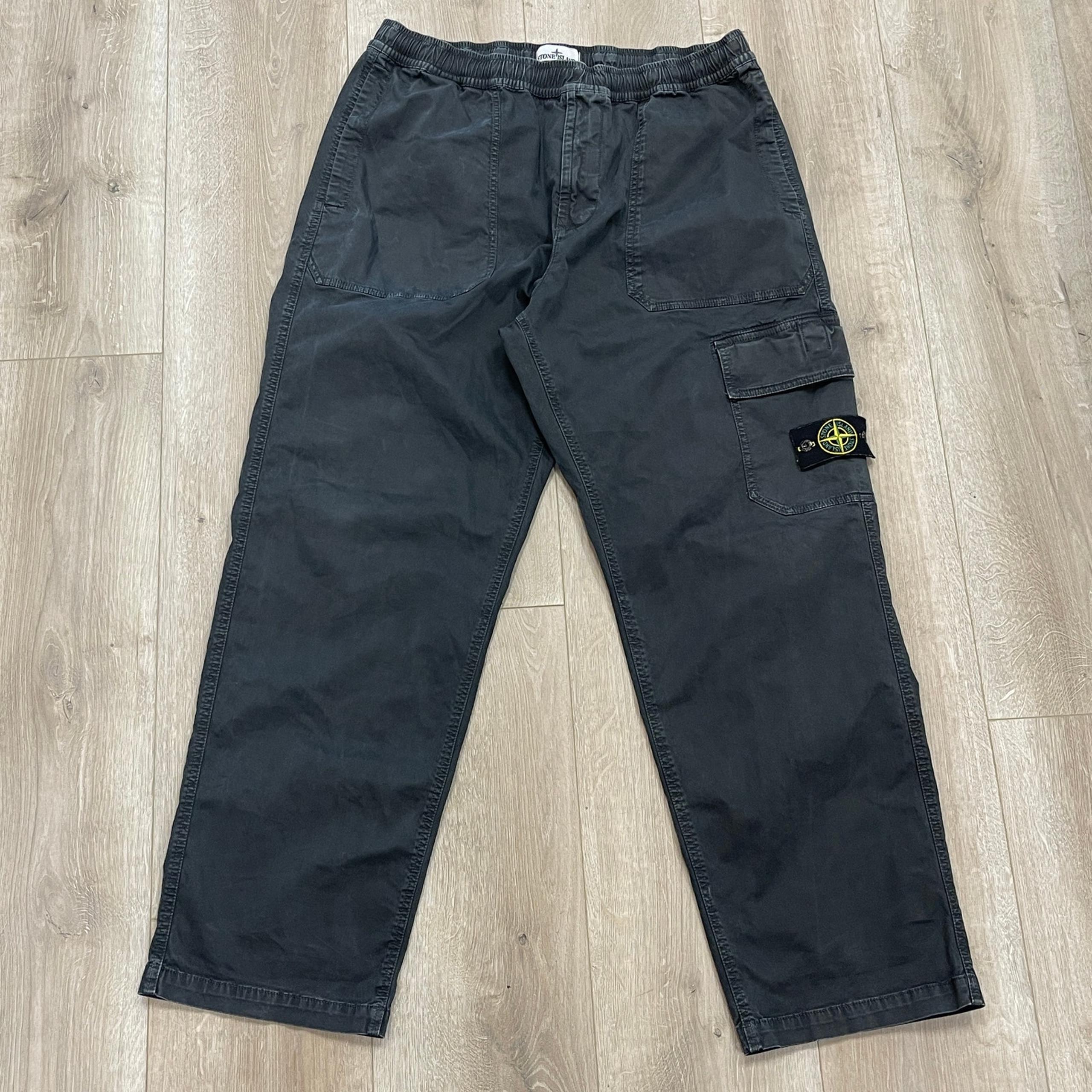 Stone Island Type LO Cargo Pants size 36 Black Pre-Owned