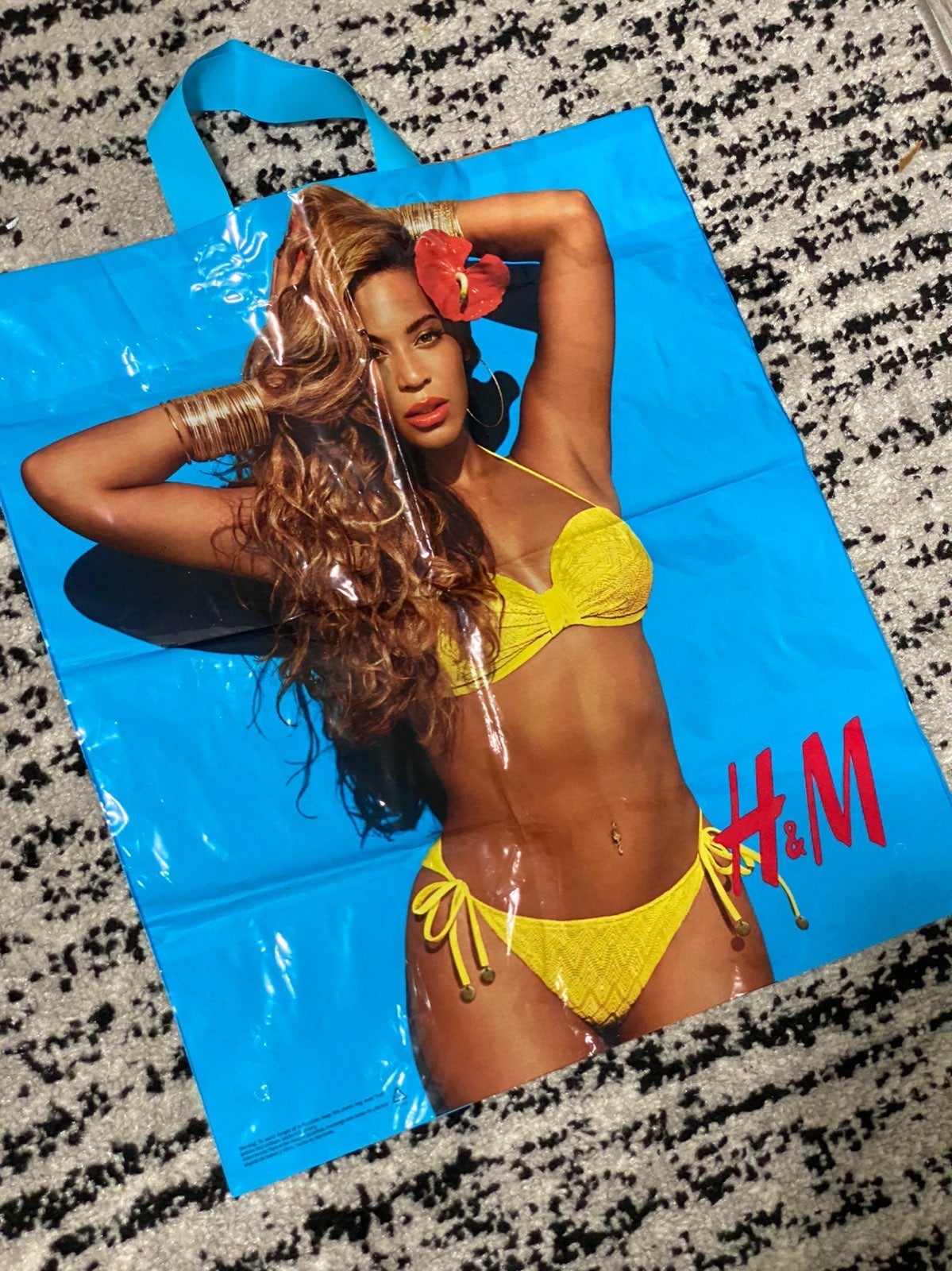 Beyonce H&M collector bag!