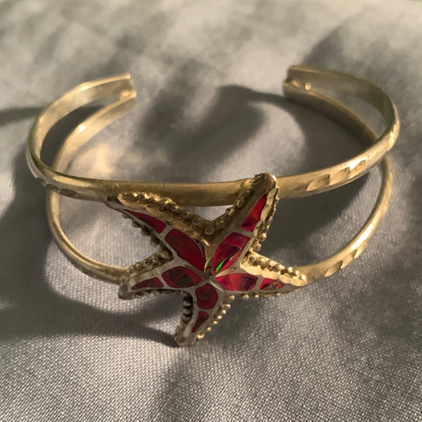 VINTAGE - Sterling STARFISH Diamond Cut Cuff Bracelet