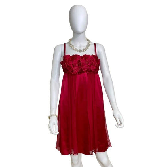 Muse Gorgeous Red Silk Cocktail Dress - Size: 2