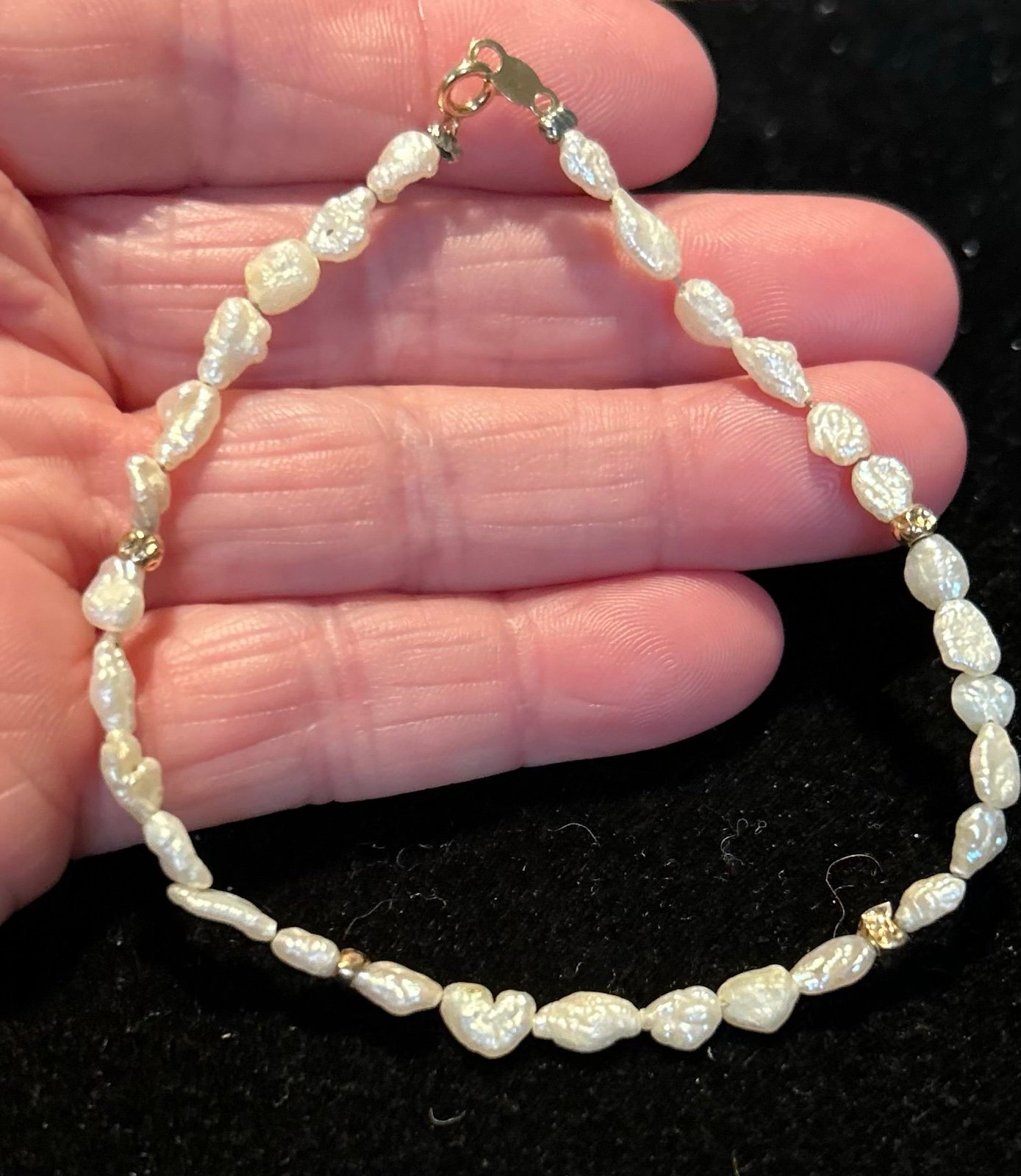 Fresh Water Rice Pearl Bracelet 14k