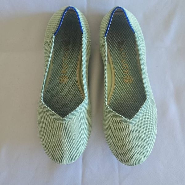 Rothys Rare Mint Grn Round Toe Flat, Blue Trim, EUC, Sz.10