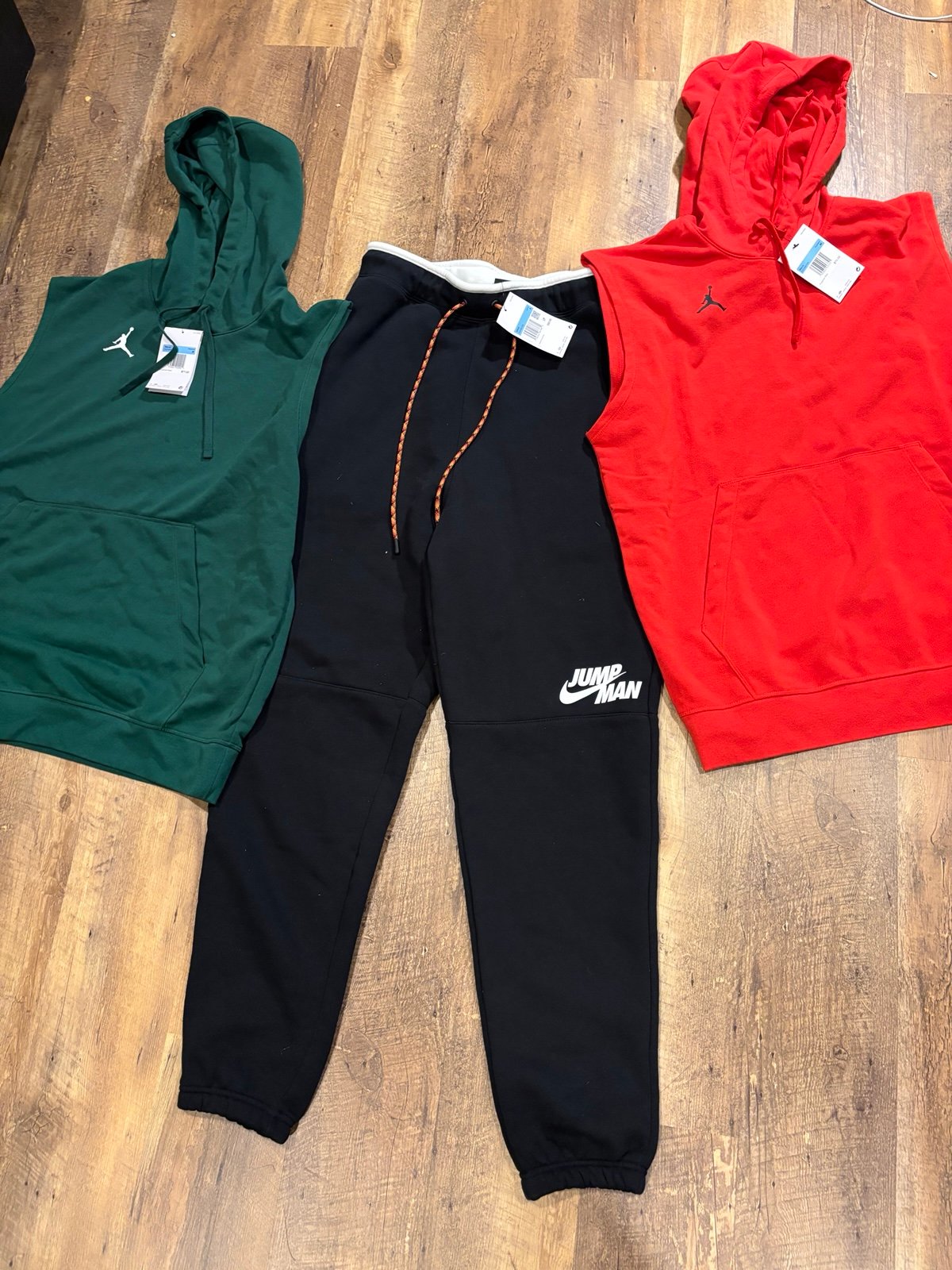 Jordan men’s Bundle medium- NWT