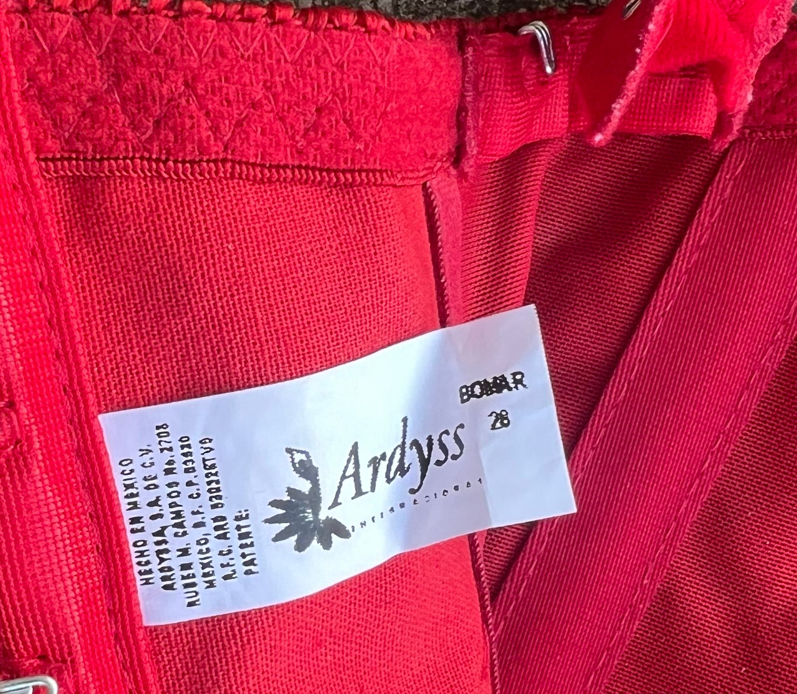Ardyss Body Magic Body Shaper RED 28 BOMAR-28