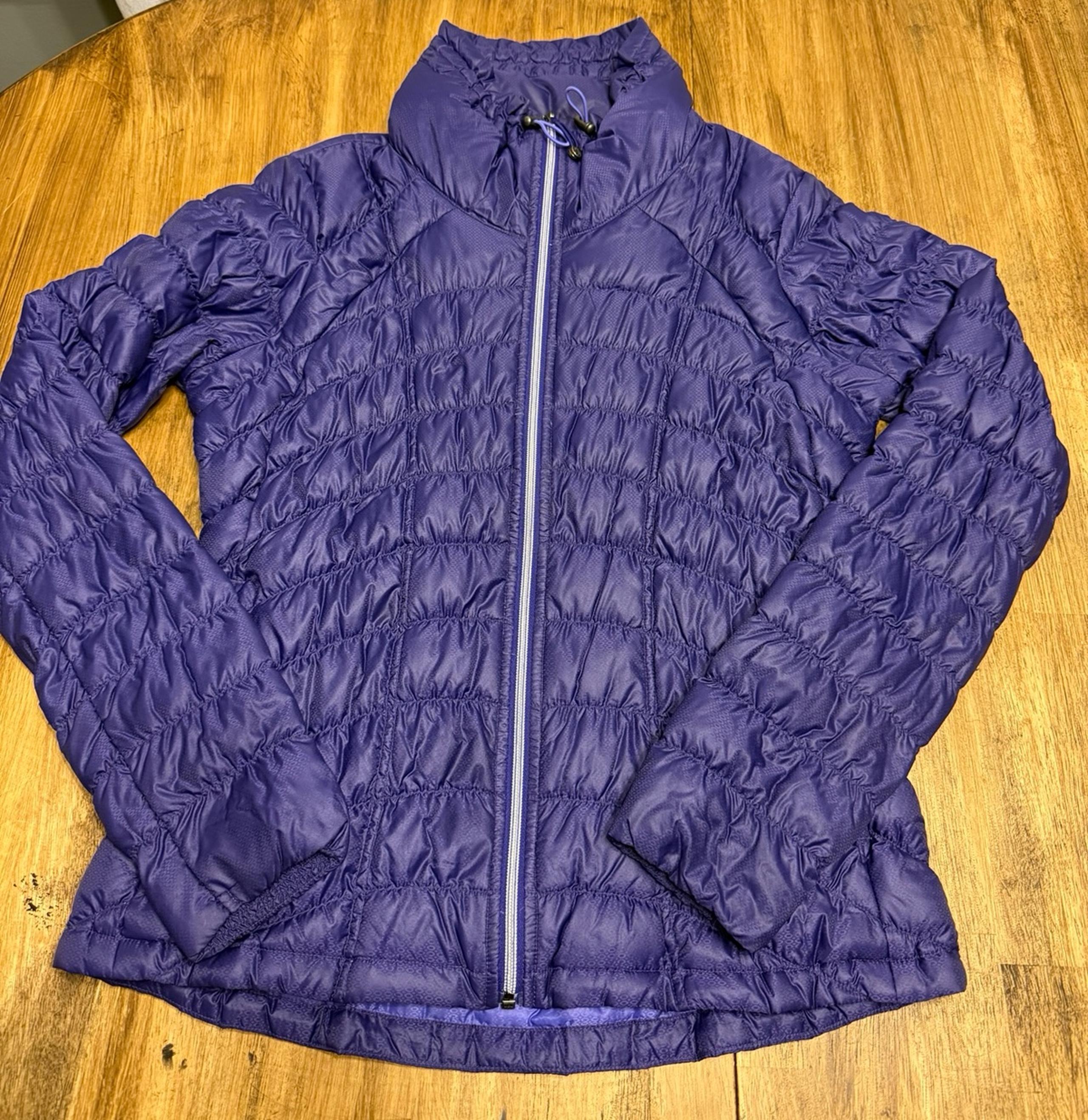 Athleta Women’s Puffer Jacket Purple Medium
