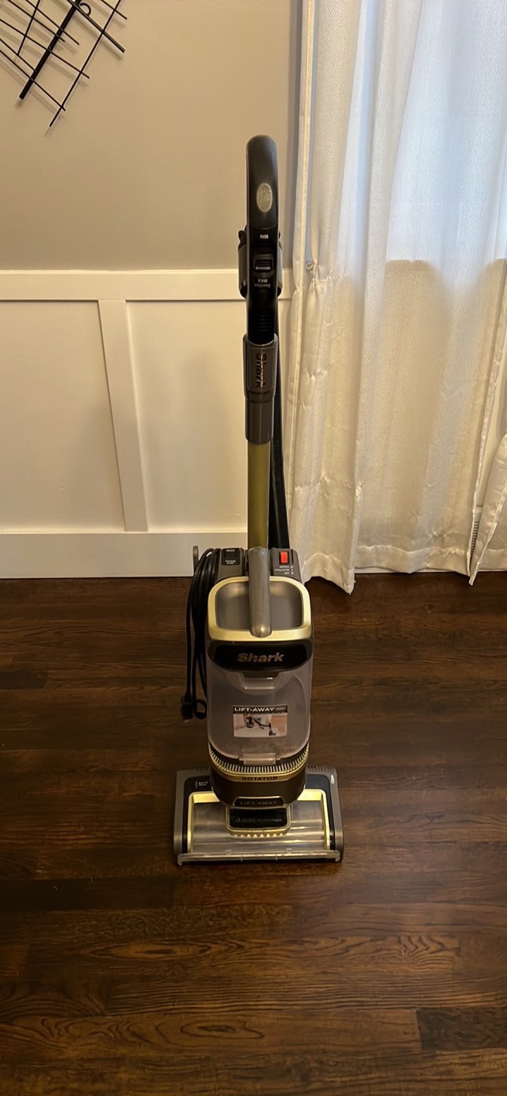 Shark Lift away Vacuum