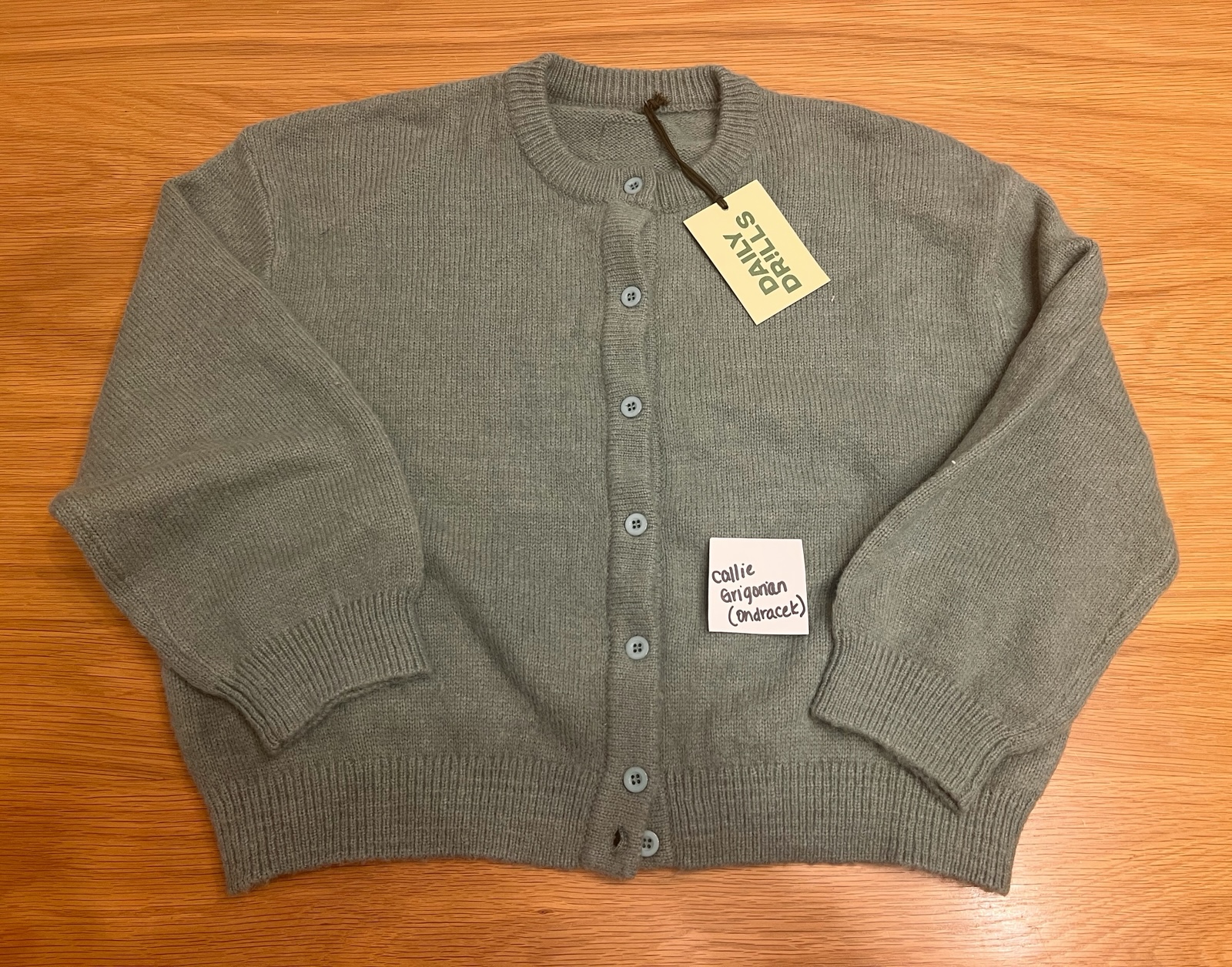 Daily Drills Cardigan “DD green”