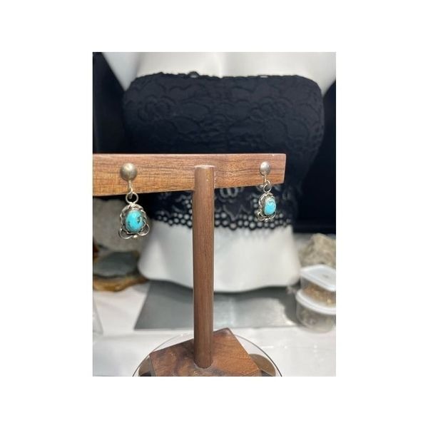 Vintage sterling silver turquoise screw on earrings