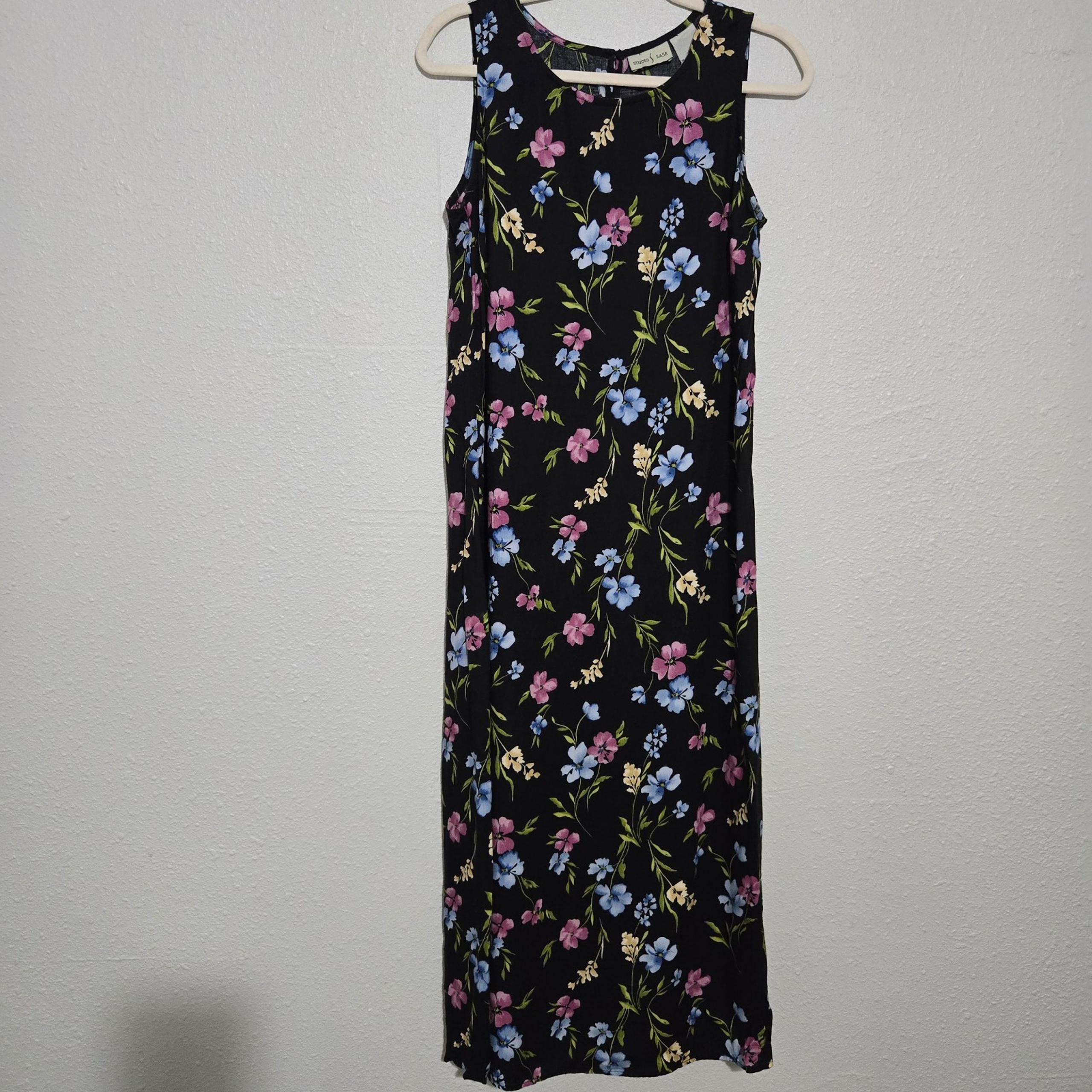 Y2K 90s Size 8 Floral Black Dainty Feminine Cottagecore Resortwear Midi SunDress