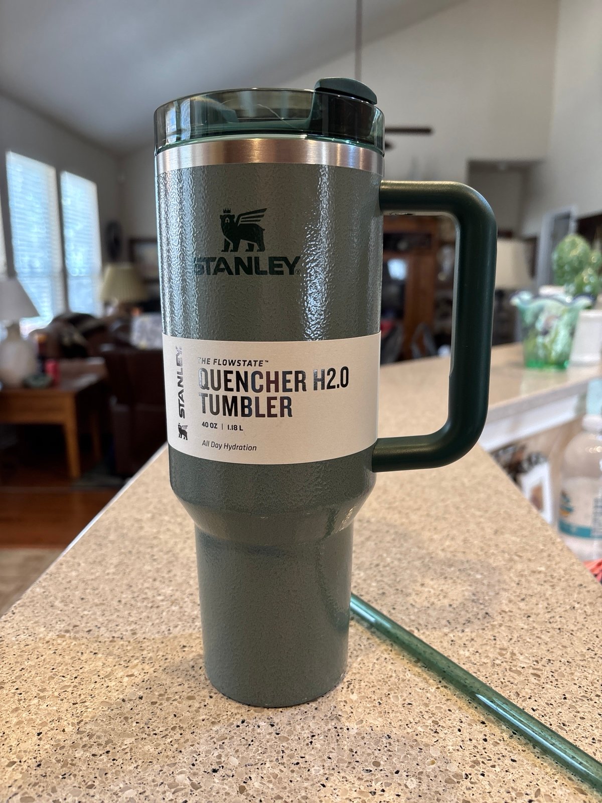 Stanley 40oz Quencher limited edition Hammertone Green