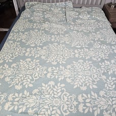 Laura Ashley Twin Daybed Quilt Bedspread Blanket Blue White Floral 2 Shams 3 pc