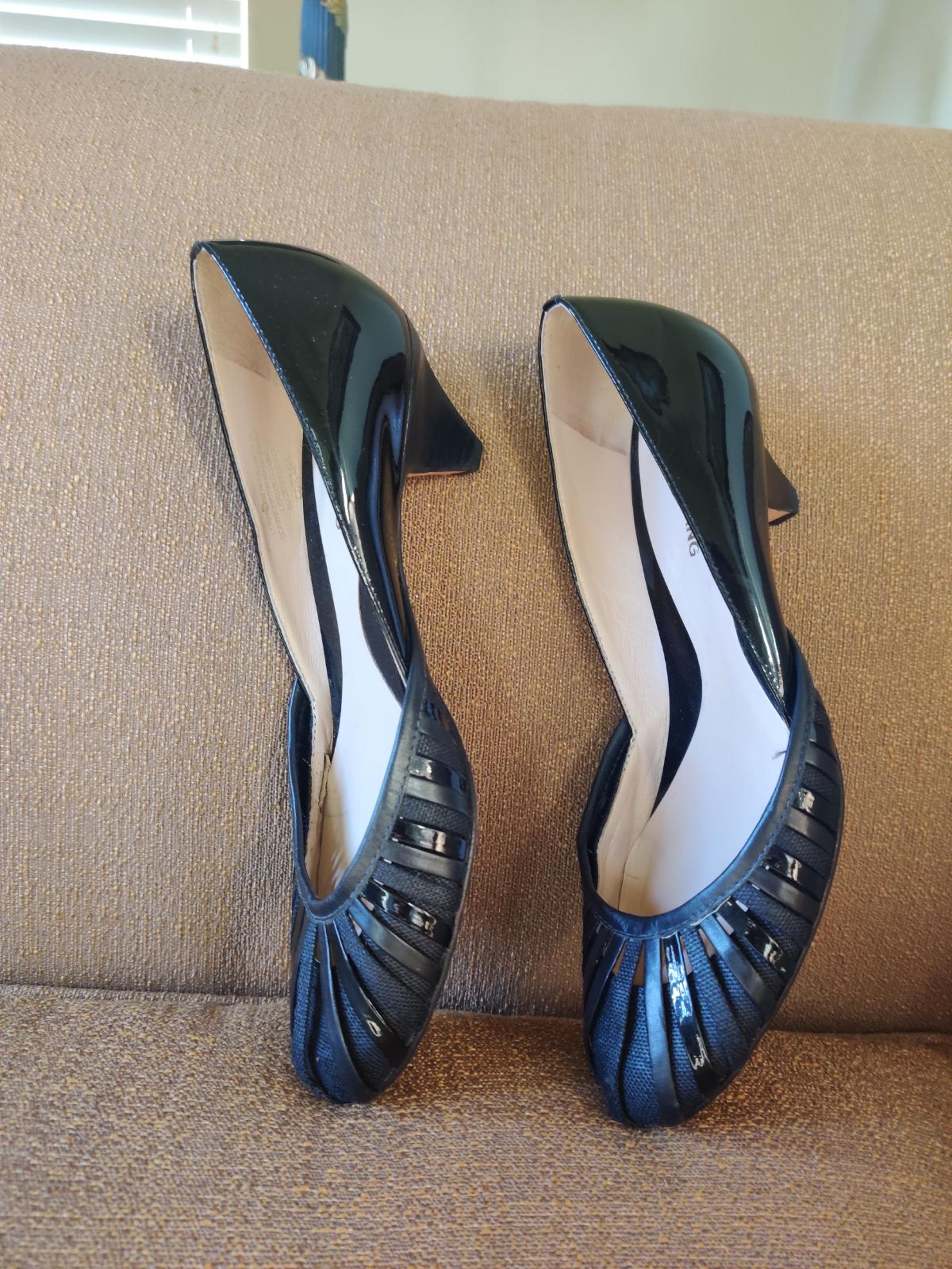 Arturo Chiang Kitten Heel Black Pump 8