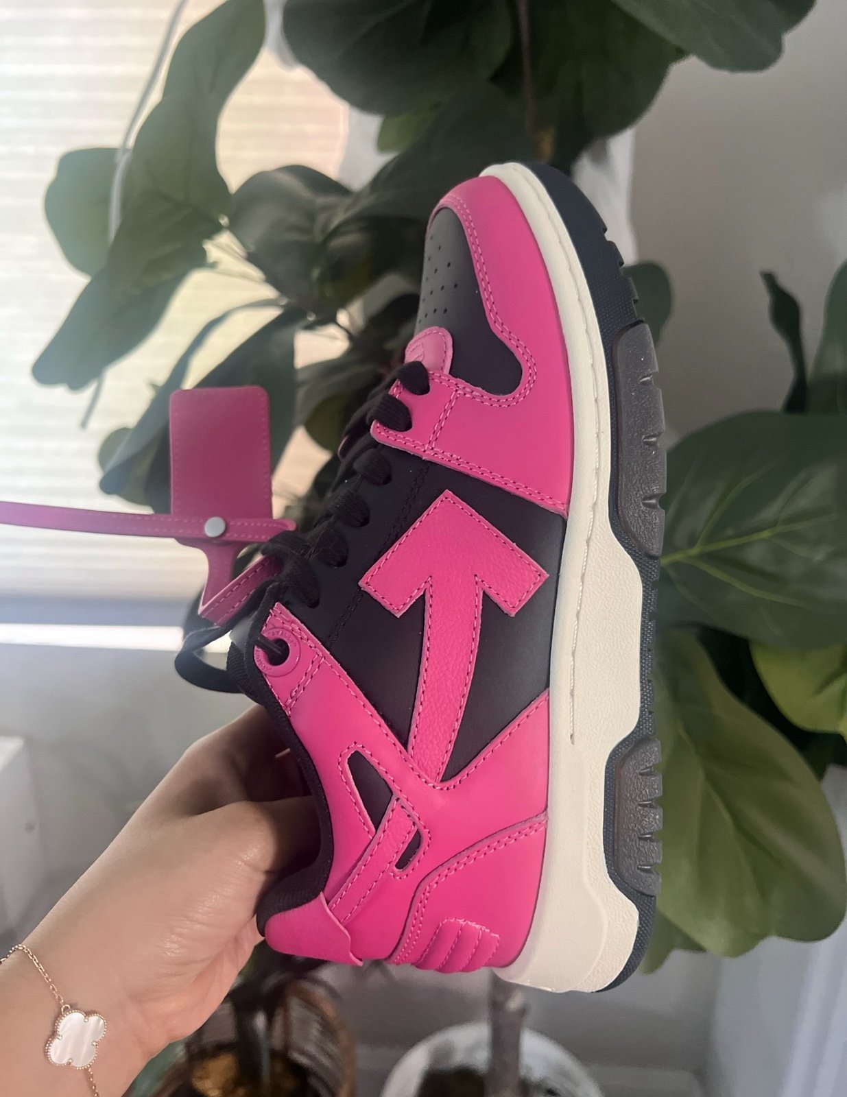 off whites dunks out of office