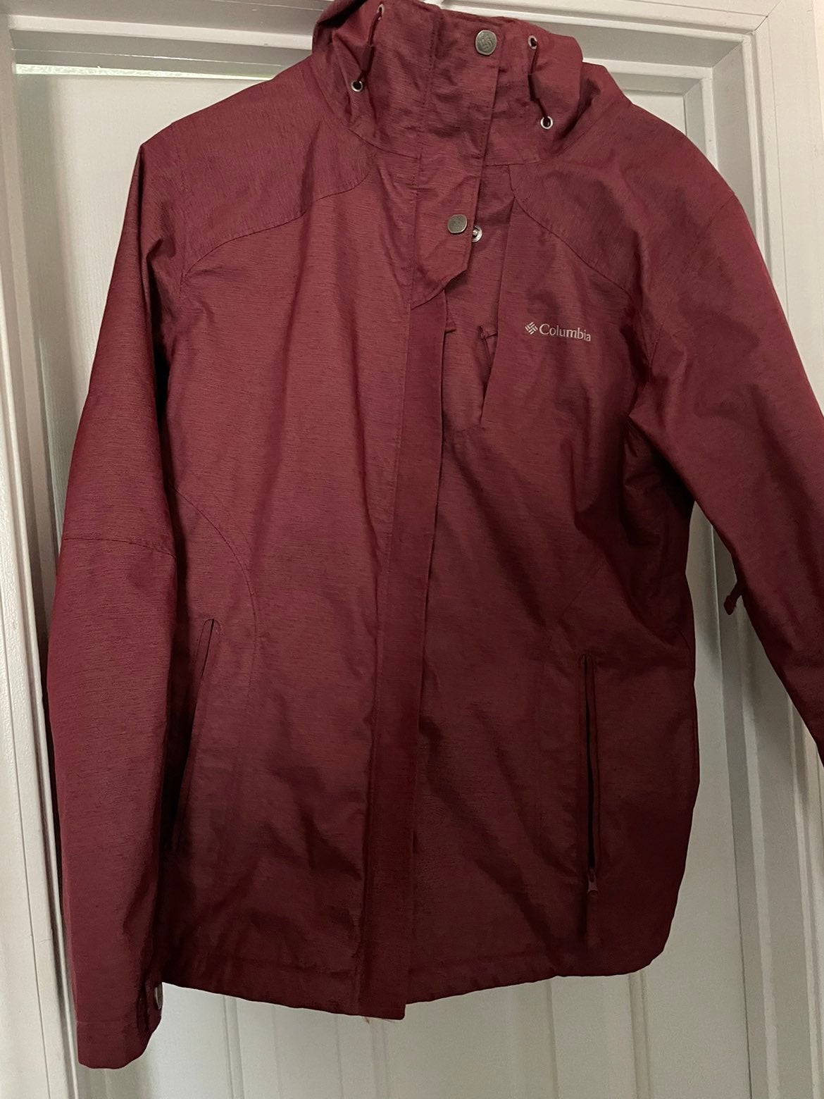 Columbia omni-tech Columbia women's rain jacket. Size medium