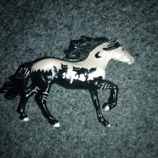 Breyer Mischief Night Spooky Stablemates Halloween Glow in the Dark