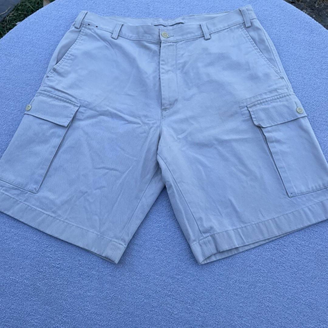 Nautica Men's Ivory/Tan Loose Fit Cargo Shorts Size 38W