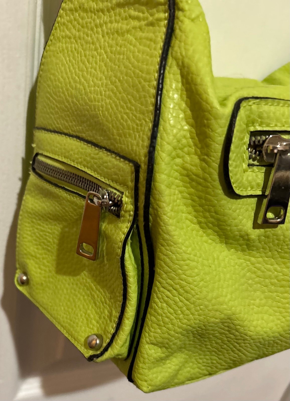 Marco Avane Bright Green Multi Pocket Purse/Handbag/Bag
