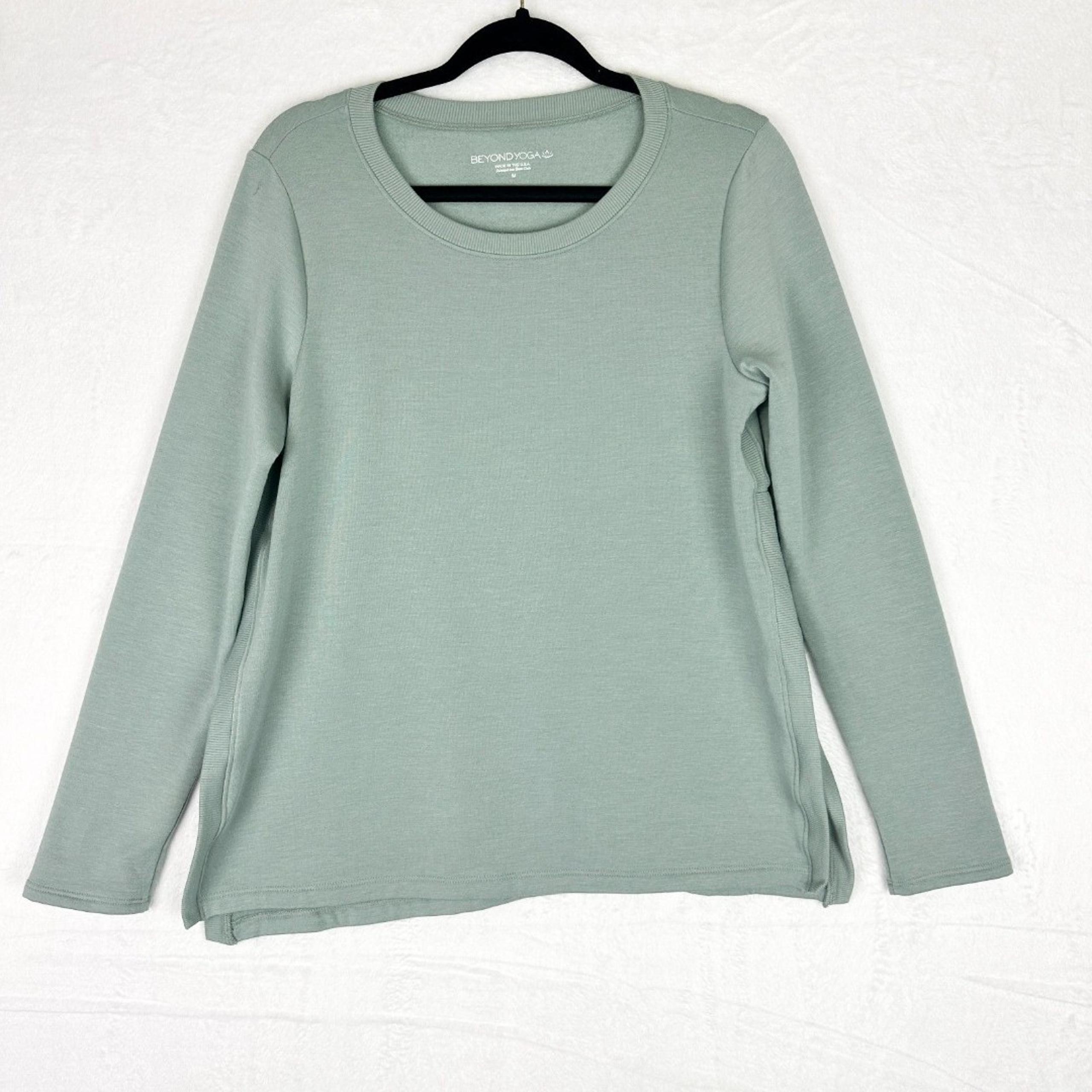 Beyond Yoga Modal Blend High Side Slit Crewneck Pullover Size Medium Mint