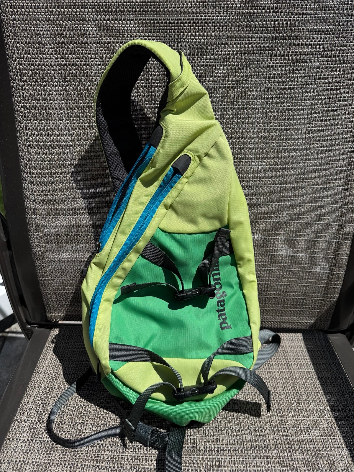 Patagonia Atom Shoulder Body Bag Sling Bag