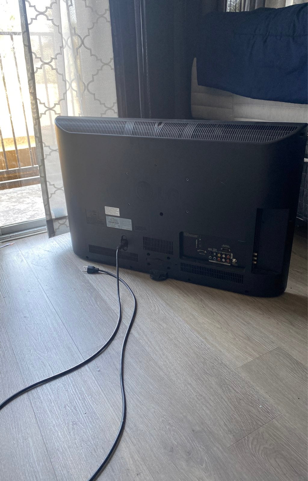 LG TV