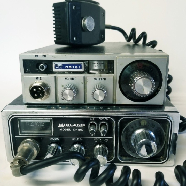 Vintage Midland CB Radio 13-857B & Pace