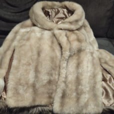 Ladies Sears Fashion Regina Glenara by Glenoit Fur Stole