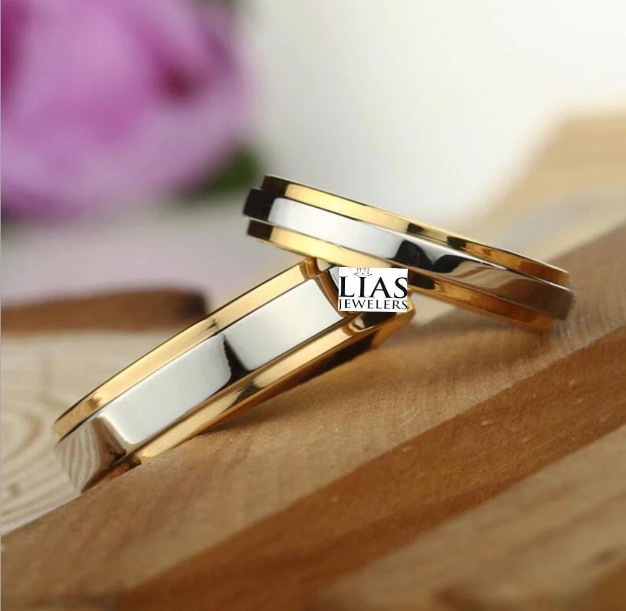 New 18k gold his hers wedding ring set