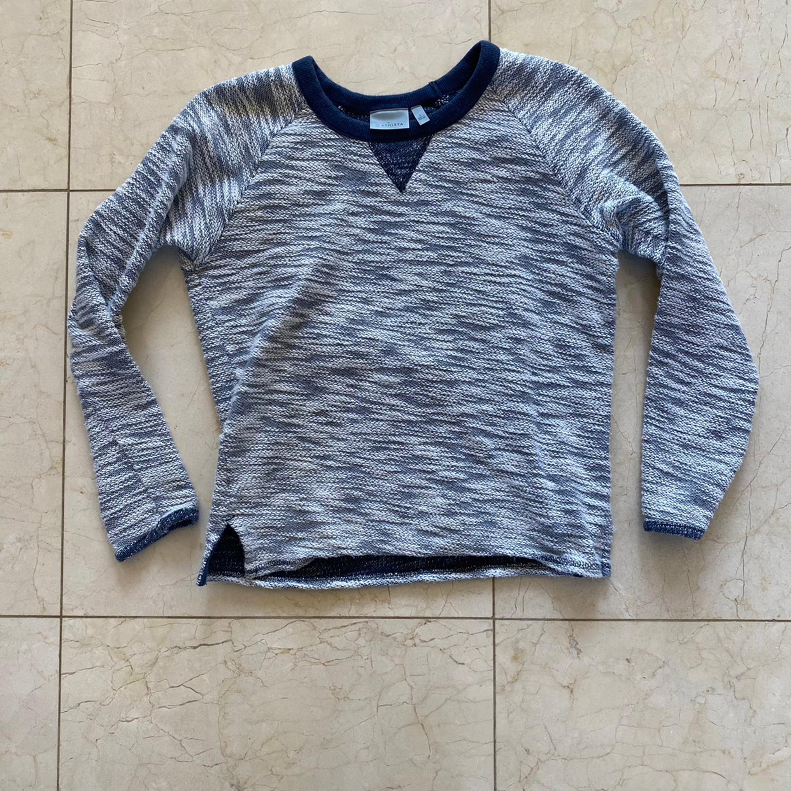 Athleta NWOT Blue White Sweater Sz Small