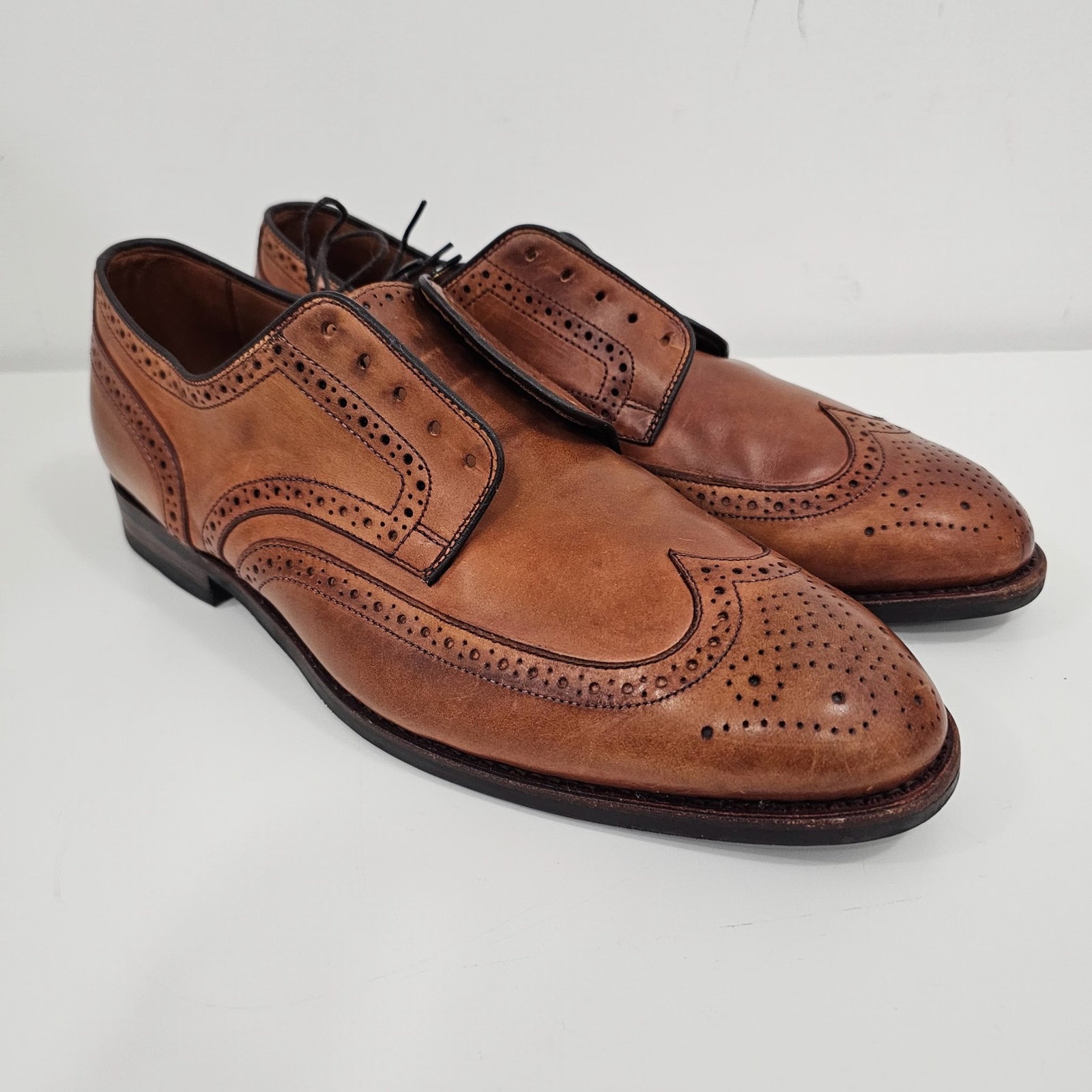 Men's Allen Edmonds Lombard Wingtip Brown Leather shoes 10.5